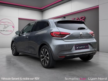Renault clio v e-tech hybride 145 techno garantie 12 mois occasion simplicicar lyon nord simplicicar simplicibike france