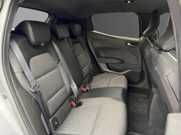 Renault clio v e-tech hybride 145 techno garantie 12 mois occasion simplicicar lyon nord simplicicar simplicibike france