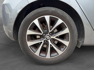 Renault clio v e-tech hybride 145 techno garantie 12 mois occasion simplicicar lyon nord simplicicar simplicibike france