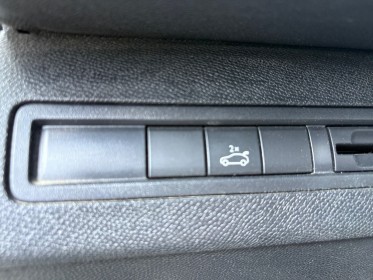 Peugeot 5008 1.2 puretech 130ch ss eat6 allure / garantie 12 mois occasion simplicicar lyon nord simplicicar simplicibike...