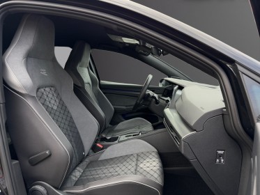 Volkswagen golf viii golf 8 r-line 150 tfsi garantie 12 mois occasion simplicicar lyon nord simplicicar simplicibike france