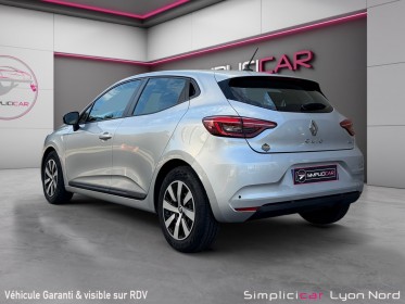 Renault clio v e-tech hybride 145 equilibre occasion simplicicar lyon nord simplicicar simplicibike france