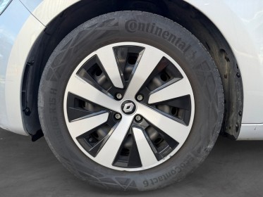 Renault clio v e-tech hybride 145 equilibre occasion simplicicar lyon nord simplicicar simplicibike france