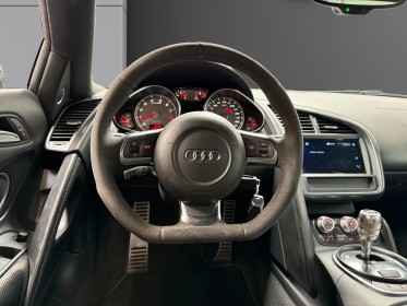 Audi r8 v8 4.2 fsi 420cv quattro r-tronic - bang  olufsen - garantie 12 mois occasion simplicicar lyon ouest simplicicar...