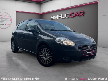 Fiat grande punto 1.2 8v 65 dynamic - garantie 12 mois occasion simplicicar lyon nord simplicicar simplicibike france