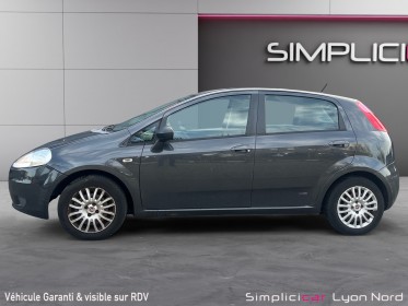 Fiat grande punto 1.2 8v 65 dynamic - garantie 12 mois occasion simplicicar lyon nord simplicicar simplicibike france