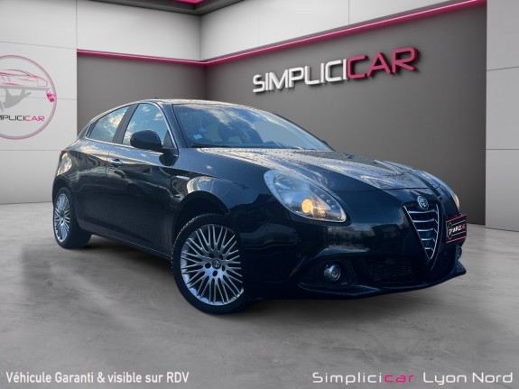 Alfa romeo giulietta 1.4 tjet 120 ch ss distinctive - garantie 12 mois occasion simplicicar lyon nord simplicicar...