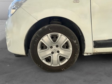 Dacia lodgy tce 100 fap 5 places silver line, garantie 12 mois occasion simplicicar lunel simplicicar simplicibike france