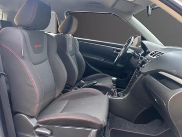 Suzuki swift sport 1.6 vvt 136ch protection céramique/échappement sport/garantie 12 mois occasion simplicicar lyon nord...