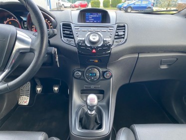 Ford fiesta 1.6 ecoboost 182 st recaro sièges chauffants echappement cobra garantie 12 mois occasion barberey simplicicar...