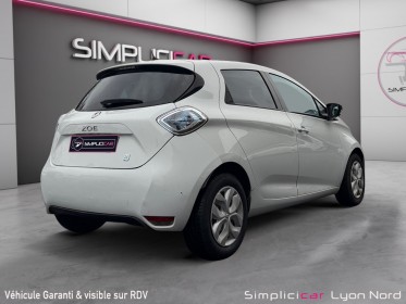 Renault zoe renault zoe life/ garantie 12 mois occasion simplicicar lyon nord simplicicar simplicibike france