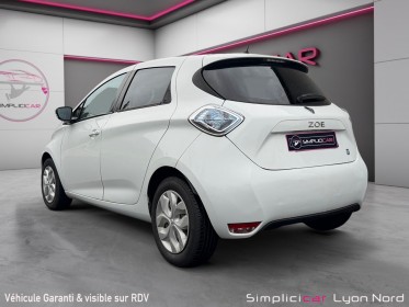 Renault zoe renault zoe life/ garantie 12 mois occasion simplicicar lyon nord simplicicar simplicibike france