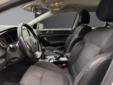 Renault megane iv berline business  air occasion simplicicar lyon nord simplicicar simplicibike france