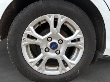 Ford b-max 1.6 ti-vct 105 edition powershift a garantie 12mois occasion simplicicar lyon nord simplicicar simplicibike france