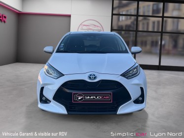 Toyota yaris hybride my22 116h design / garantie 12 mois / camera de recul occasion simplicicar lyon nord simplicicar...