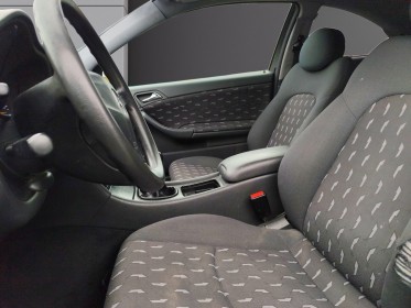 Mercedes c200 coupÉ sport climatisation automatique  garantie 12 mois occasion simplicicar frejus  simplicicar simplicibike...