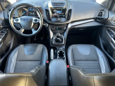 Ford kuga 1.5 ecoboost 150 ss 4x2 titanium - hayon electrique / attelage / keyless - garantie 12 mois occasion simplicicar...