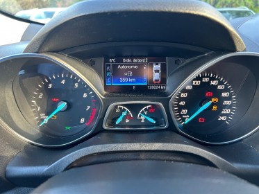 Ford kuga 1.5 ecoboost 150 ss 4x2 titanium - hayon electrique / attelage / keyless - garantie 12 mois occasion simplicicar...