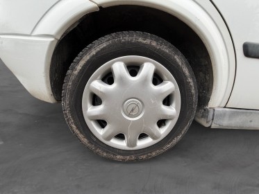 Opel astra 1.4i 16v cd occasion avignon (84) simplicicar simplicibike france