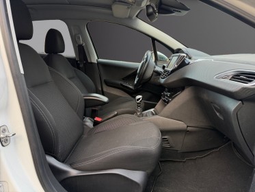 Peugeot 208 puretech 110ch tech edition - distribution neuve - entretien à jour - caméra de recul occasion...