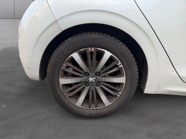 Peugeot 208 puretech 110ch tech edition - distribution neuve - entretien à jour - caméra de recul occasion...