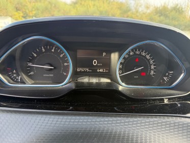 Peugeot 2008 110ch ss eat6 allure - boite automatique occasion simplicicar lagny  simplicicar simplicibike france