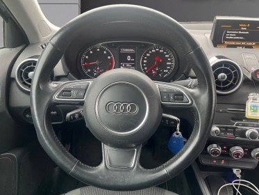 Audi a1 a1 1.0 tfsi 95 ultra active - bleu utopia - faible kms - garantie 12 mois occasion simplicicar lyon nord simplicicar...