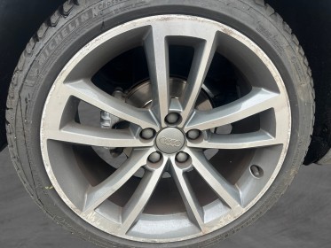 Audi a1 a1 1.0 tfsi 95 ultra active - bleu utopia - faible kms - garantie 12 mois occasion simplicicar lyon nord simplicicar...