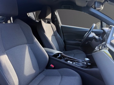 Toyota c-hr hybride rc18 122h graphic, caméra de recul, sièges avants chauffants, garantie 12 mois. occasion simplicicar...