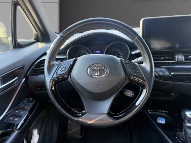 Toyota c-hr hybride rc18 122h graphic, caméra de recul, sièges avants chauffants, garantie 12 mois. occasion simplicicar...