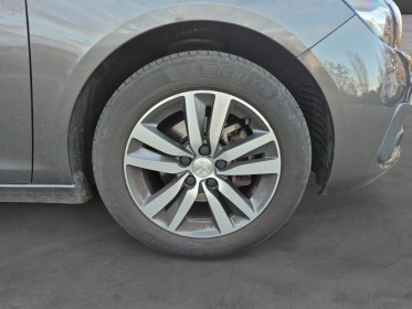 Peugeot 308 bluehdi 130ch ss eat8 allure / carplay occasion simplicicar angers simplicicar simplicibike france