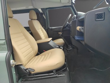 Land rover defender 110 td4 2.4l hard top s - garantie 12 mois occasion simplicicar reims simplicicar simplicibike france