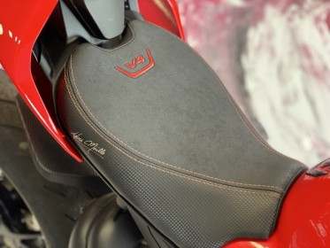 Ducati streetfighter  v4 s akrapovic garantie 12 mois  premiere main  suivi ducati occasion simplicicar annecy simplicicar...