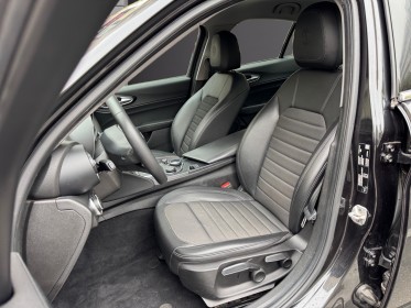 Alfa romeo giulia my19 2.2 136 ch at8 super / carplay / radar de recul / entretien a jour / garantie 12 mois occasion paris...