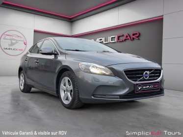 Volvo v 40  momentum 1 main occasion simplicicar tours  simplicicar simplicibike france