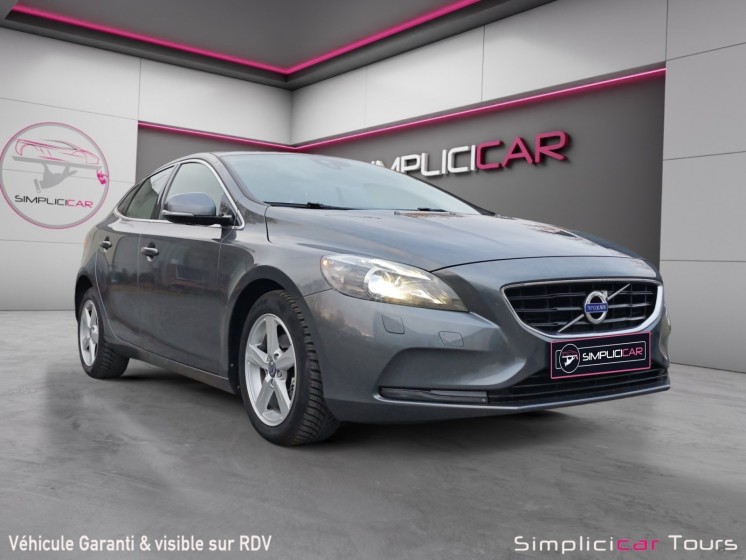 Volvo v 40  momentum 1 main occasion simplicicar tours  simplicicar simplicibike france