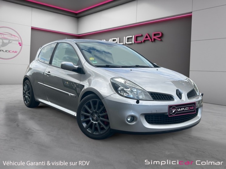 Renault clio iii 2.0 16v 200cv  rs renault sport f1 team r27 n° 1440/1500 chassis cup sellerie neuve garantie 12 mois...