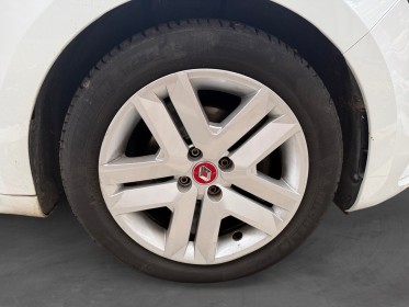 Renault clio v blue dci 85 business/ radar de recul / carplay / entretien renault occasion paris 17ème (75)(porte maillot)...