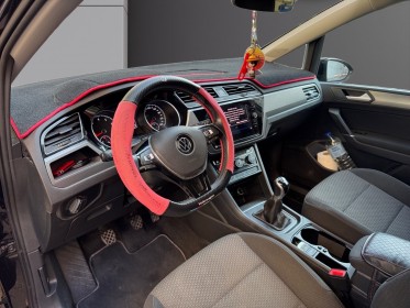 Volkswagen touran 1.5 tsi evo 150 7pl lounge/ camera de recul / carplay / garantie 12 mois occasion paris 17ème (75)(porte...