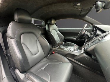 Audi r8 v8 quattro r-tronic 420 cv - carplay - caméra de recul - pack carbon exterieur et intérieur - bang  olufsen...