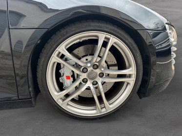 Audi r8 v8 quattro r-tronic 420 cv - carplay - caméra de recul - pack carbon exterieur et intérieur - bang  olufsen...