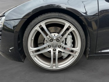 Audi r8 v8 quattro r-tronic 420 cv - carplay - caméra de recul - pack carbon exterieur et intérieur - bang  olufsen...