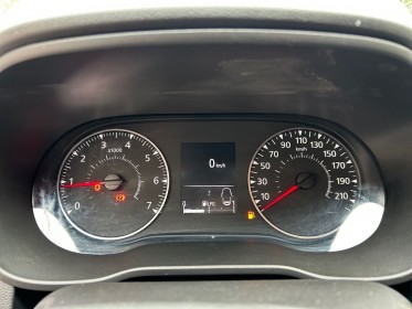 Dacia duster eco-g 100 4x2 expression camera/apple carplay/garantie 12 mois occasion paris 17ème (75)(porte maillot)...