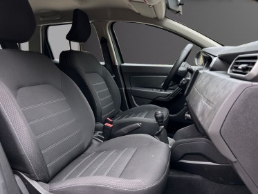 Dacia duster eco-g 100 4x2 expression camera/apple carplay/garantie 12 mois occasion paris 17ème (75)(porte maillot)...