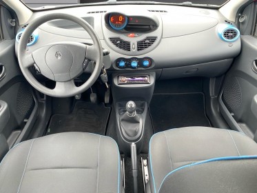 Renault twingo ii 1.2 16v 75 authentique régulateur climatisation garantie 12 mois occasion barberey simplicicar...