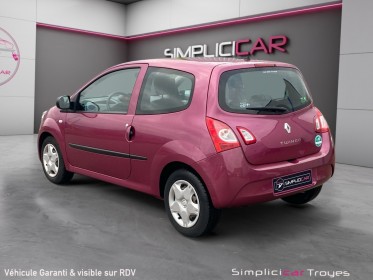 Renault twingo ii 1.2 16v 75 authentique régulateur climatisation garantie 12 mois occasion barberey simplicicar...