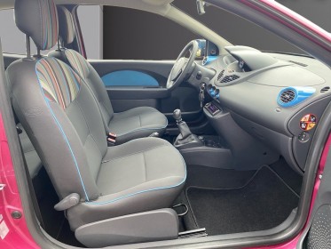 Renault twingo ii 1.2 16v 75 authentique régulateur climatisation garantie 12 mois occasion barberey simplicicar...