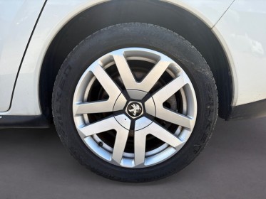 Peugeot 3008 hybrid4 2.0 hdi 163ch bmp6  electric 37ch/ sièges chauffants/ toit panoramique/ radar de recul--- occasion...