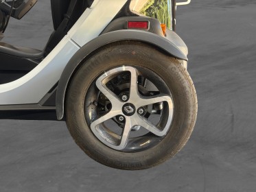 Renault twizy intens noir 45 achat intégral occasion simplicicar nimes - rb auto simplicicar simplicibike france