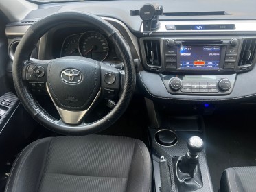 Toyota rav4 124 d-4d 2wd life garantie 12 mois camera de recule occasion simplicicar le raincy simplicicar simplicibike france